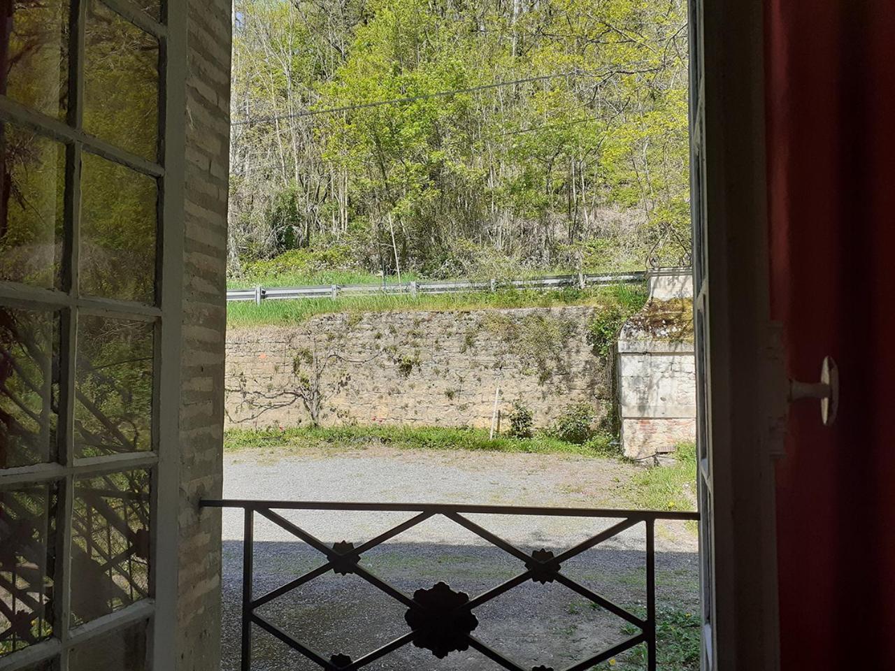 Hotel Le Moulin De Saleth à Saint-Antonin Chambre photo