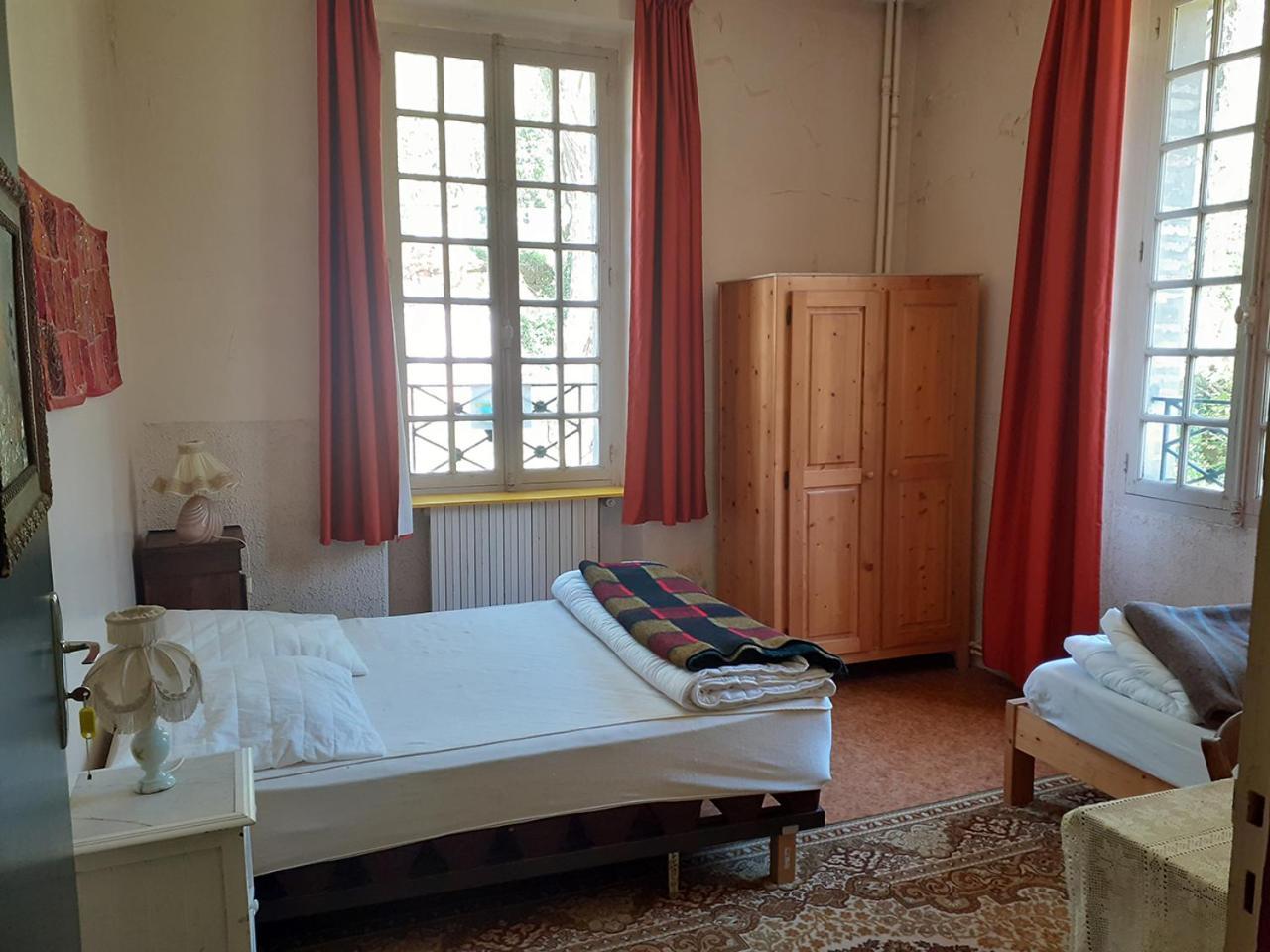 Hotel Le Moulin De Saleth à Saint-Antonin Chambre photo