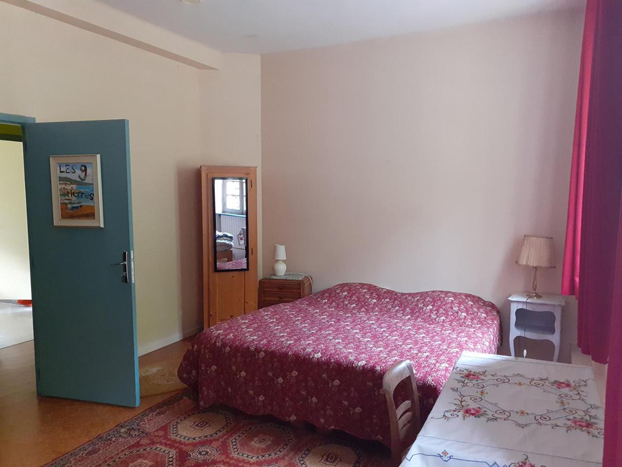 Hotel Le Moulin De Saleth à Saint-Antonin Chambre photo